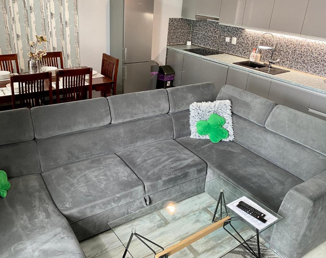 Royal City Centre Apartment Poprad Eksteriør billede