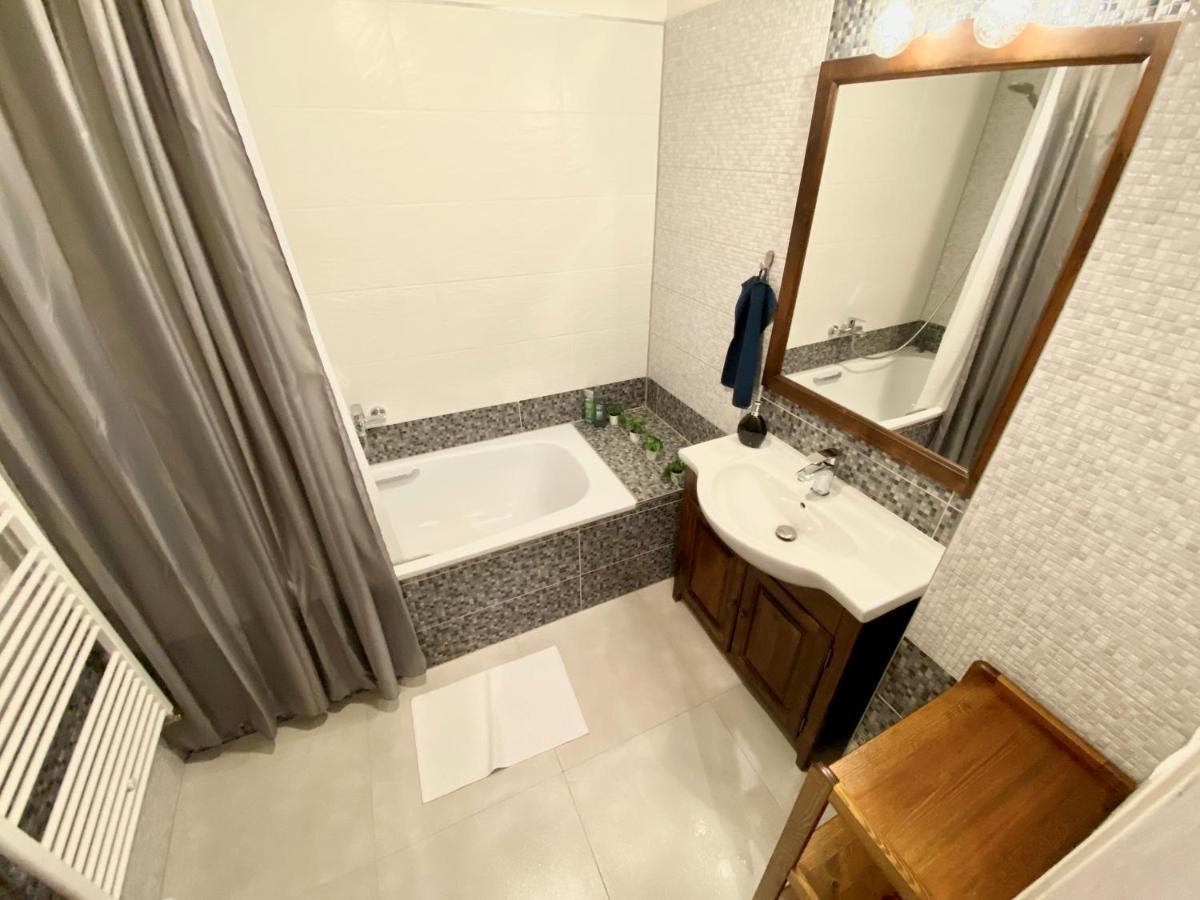 Royal City Centre Apartment Poprad Eksteriør billede