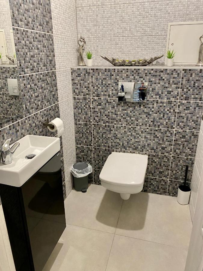 Royal City Centre Apartment Poprad Eksteriør billede