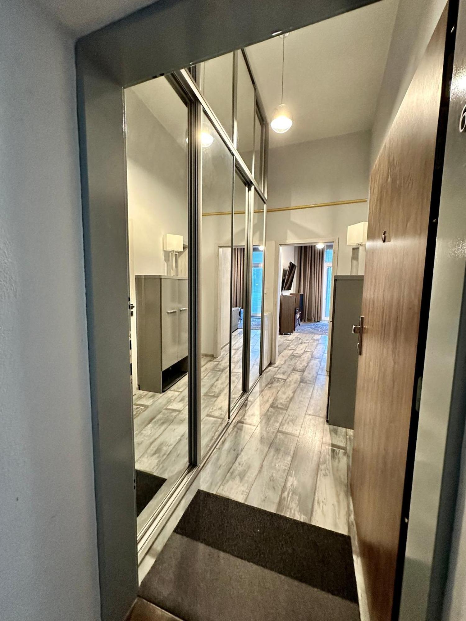 Royal City Centre Apartment Poprad Eksteriør billede