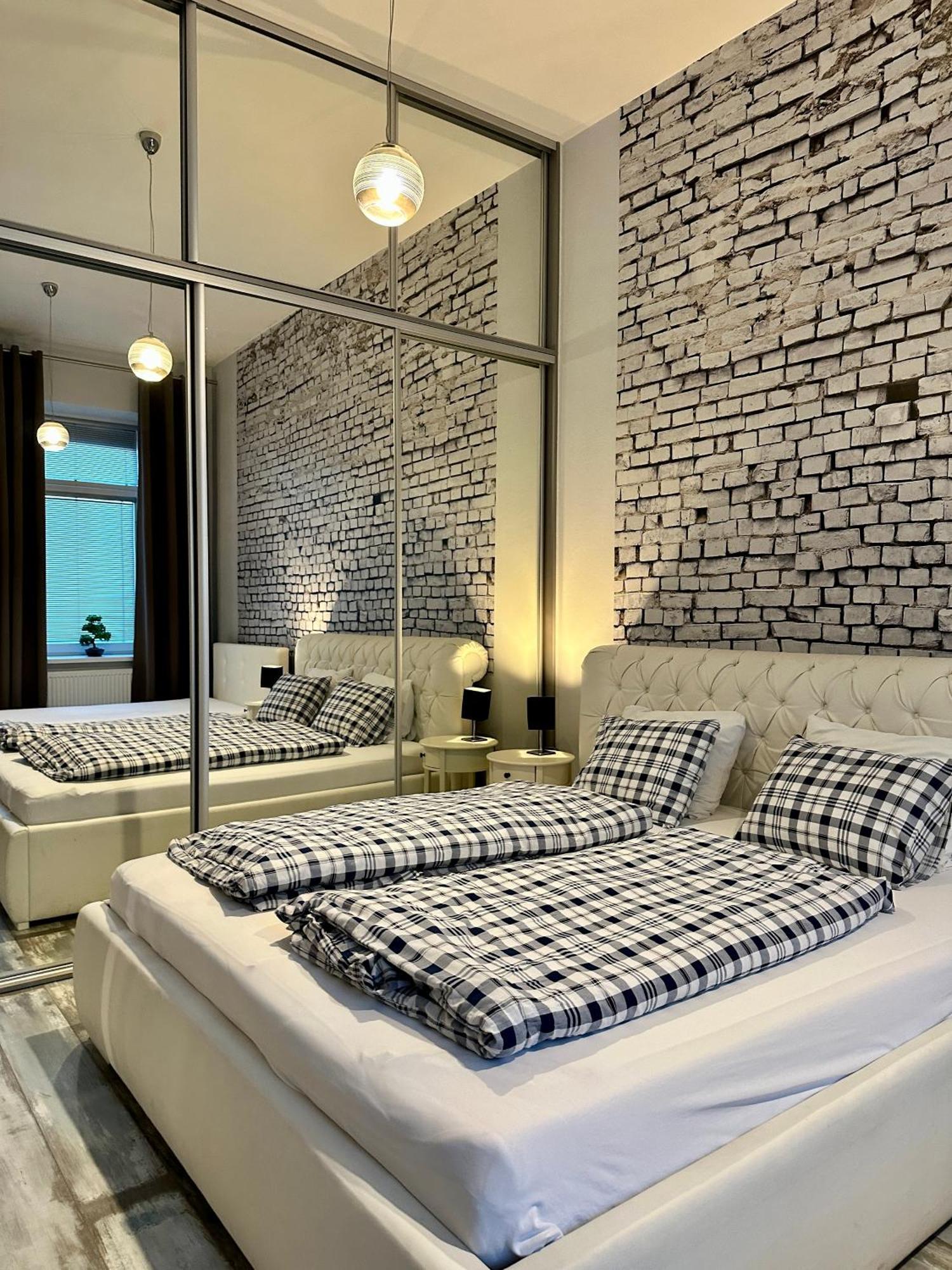 Royal City Centre Apartment Poprad Eksteriør billede