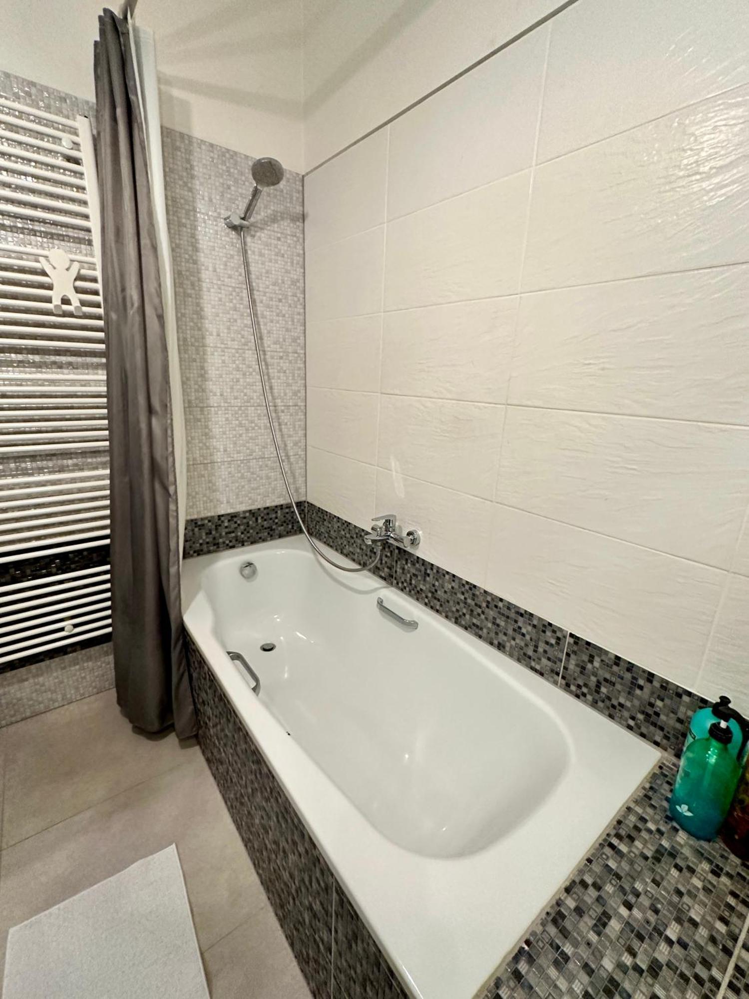 Royal City Centre Apartment Poprad Eksteriør billede